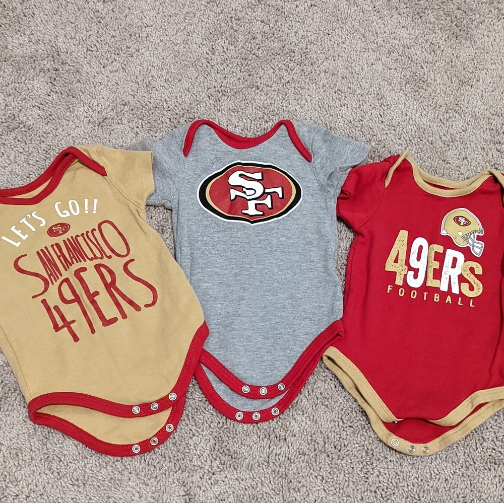 Bundle NFL San Francisco 49ers onesie size 12 months